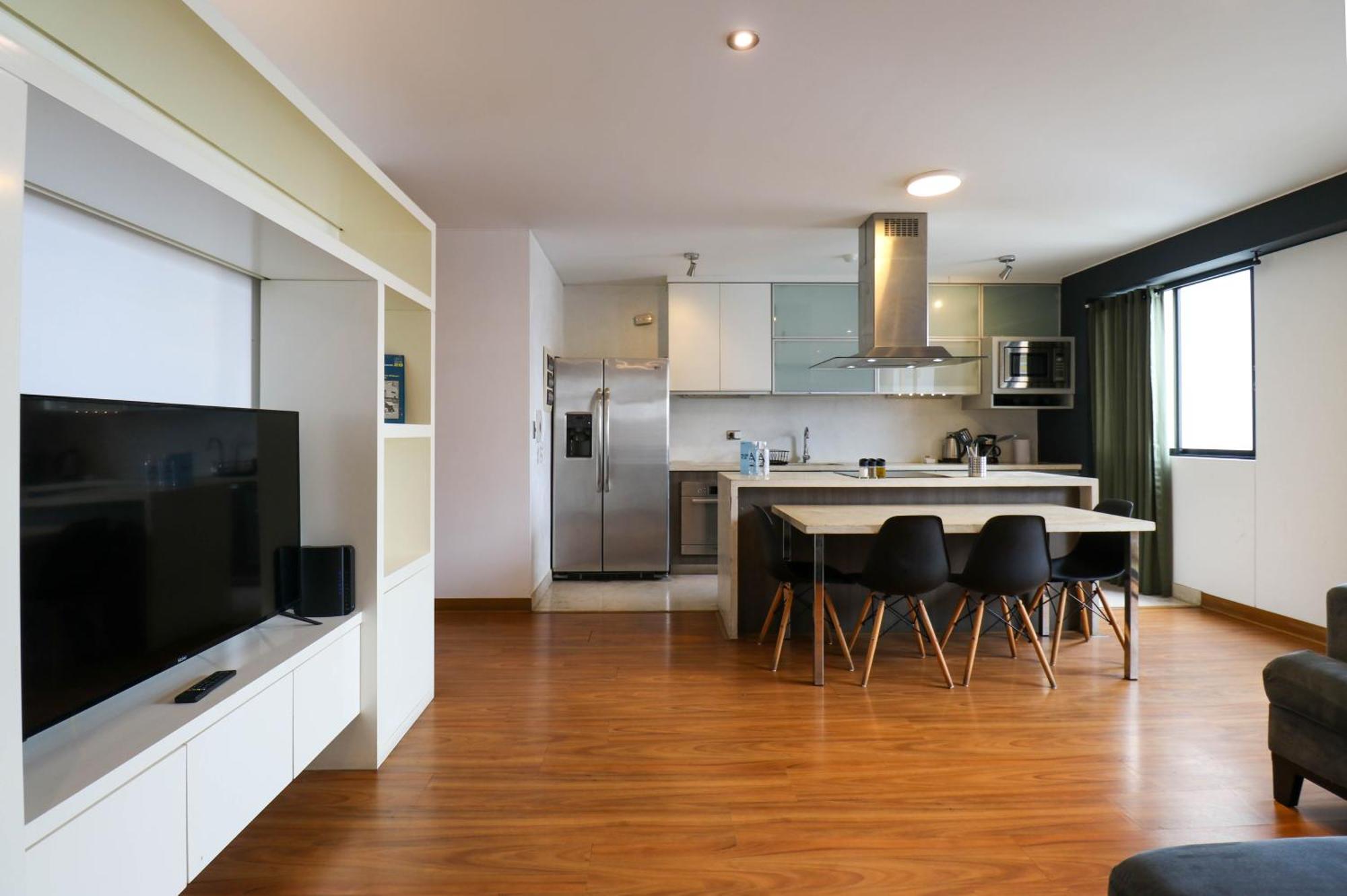 Astonishing 2Br At Malecon Apartment Лима Екстериор снимка
