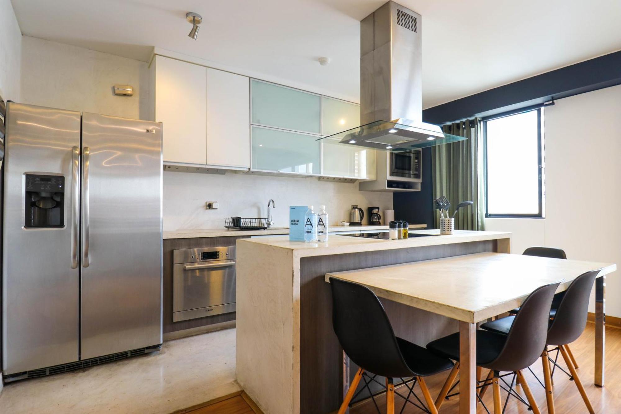 Astonishing 2Br At Malecon Apartment Лима Екстериор снимка